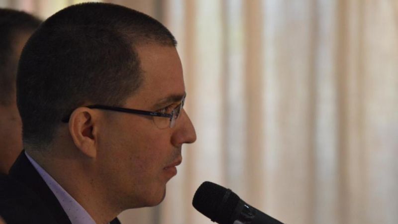 Arreaza califica de “triste” papel de James Story como jefe de la derecha venezolana mazo4f.com/236377 #ElMazo7AñosConChavez