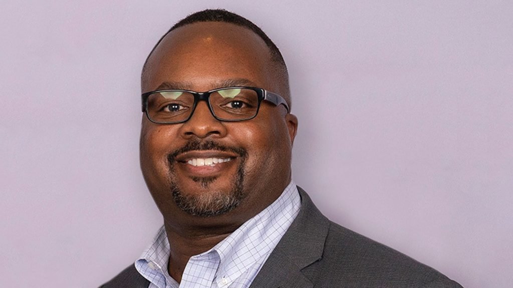 Congratulations to Ethn Dis Associate Editor @DrDMGriffith for his appointment to Georgetown's emerging #RacialJustice Institute (RJI) and his role as founding director of the Center for Men's Health Equity at the RJI. 
bit.ly/3bup9xE