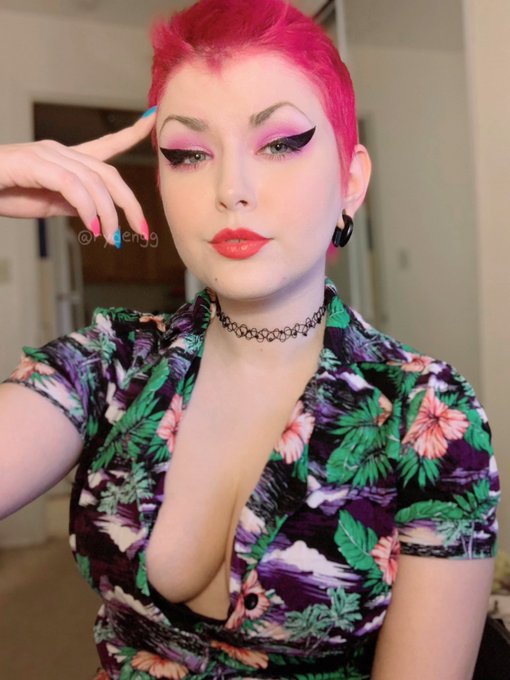 i&rsquo;ll keep your memory, you visit me in my sleep. 💜☁️ https://t.co/z5cm8ToR37<a href="/tag/mvsales"class="tags"><span>#mvsales</span></a>