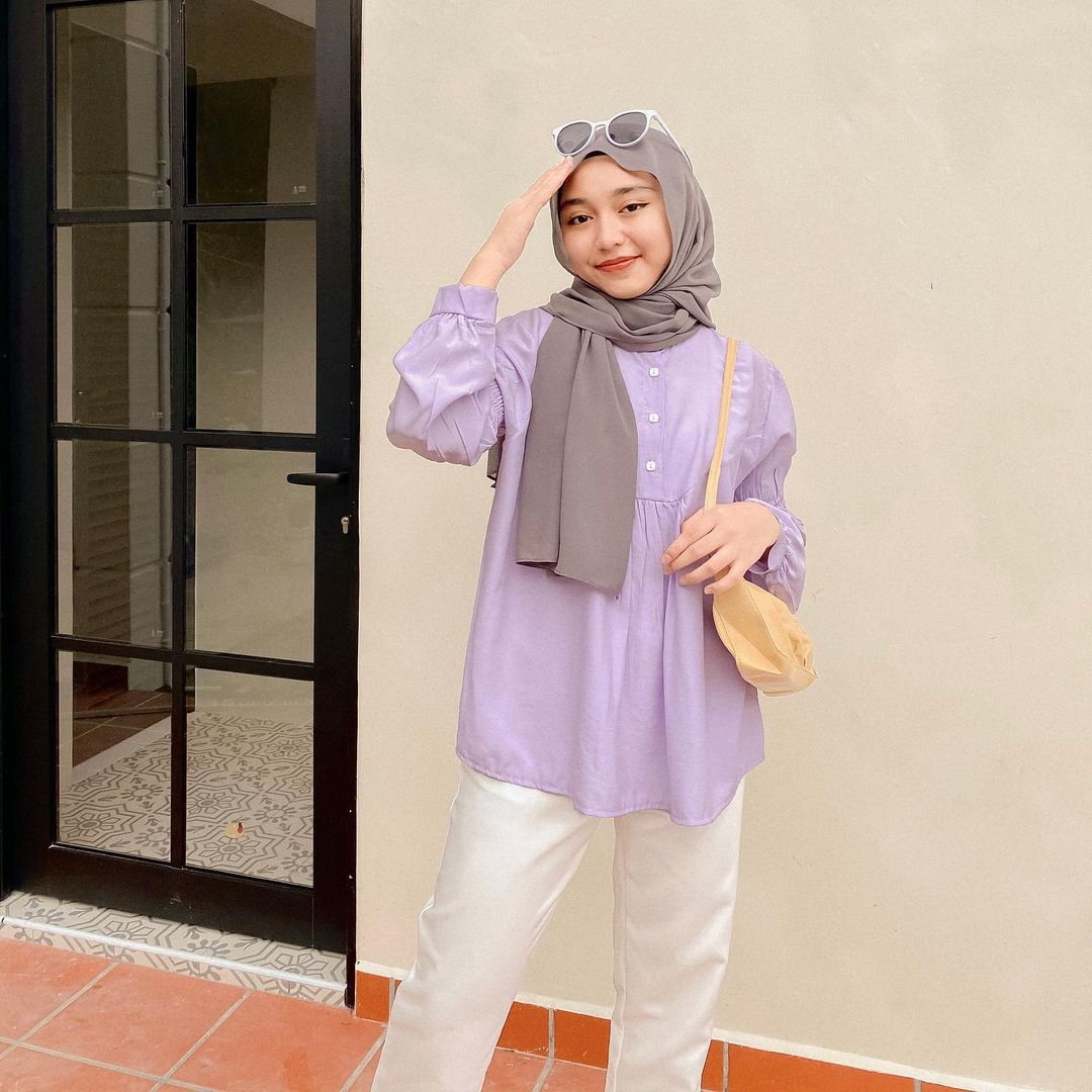 Daiilystuff's tweet photo. Jom buat thread pasar malam eh pagi🙈😳

ADA NEW DESIGN BARU RELEASE😍 material soft cotton and crepe memang takleh bawa bincang tau selesa dia bila pakai🤤 mesti nak pakai banyak kali punya!

Perkenalkan SONIA TOP and YASMIN TOP both item RM29 sahaja!

https://t.co/bhGqSKIZ7C https://t.co/Hal5pMveL1