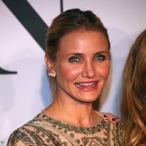 Cameron Diaz would consider acting return with Drew Barrymore https://t.co/ekfPBEmeAO https://t.co/q8aBjGLE9A