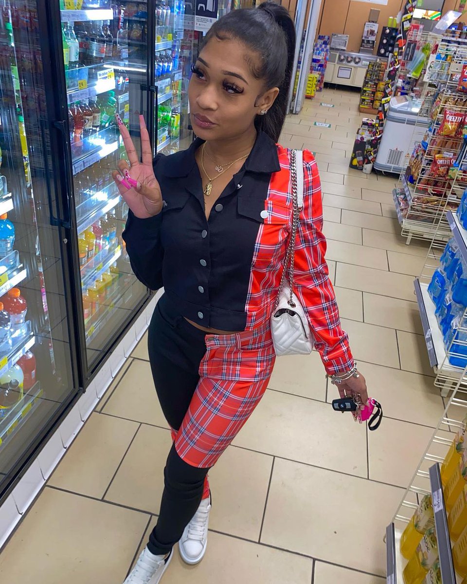 JurllyShe's tweet image. May your day be as bright &amp;amp; beautiful 😍
Link：bit.ly/3aI8nf6
#outfits #Plaid #Contrastcolor #fashion #jurllyshe