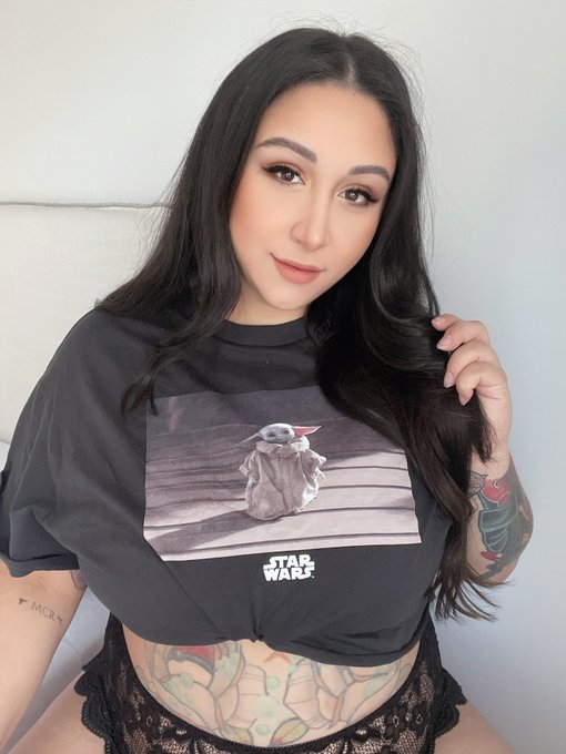 1 or 2? Or Grogu? https://t.co/FeA0GXzU1k<a href="/tag/lax"class="tags"><span>#lax</span></a><a href="/tag/sdcc2019"class="tags"><span>#sdcc2019</span></a>