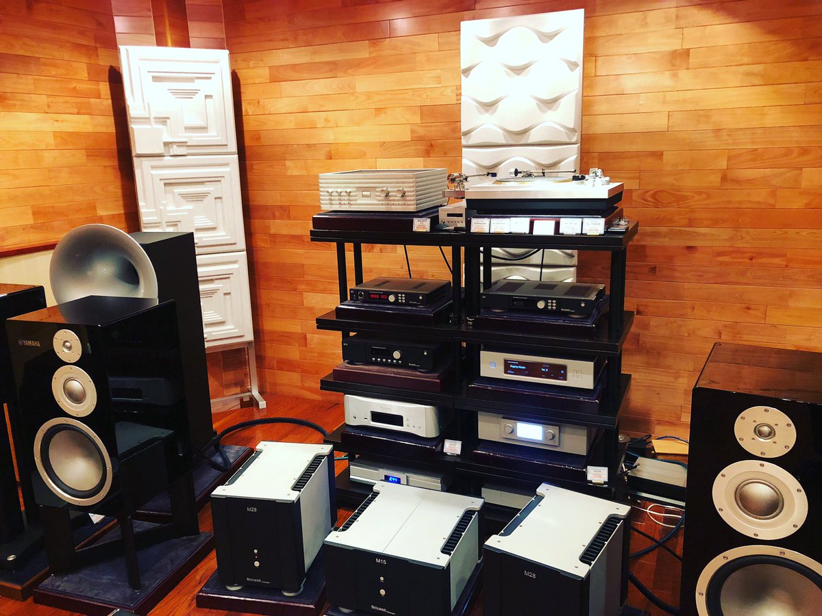 inoueyosuke's tweet photo. aurenderとBticastiのコンビほんと音良いな。
yamahaのns5000で鳴らしてる。
#bricasti  #aurender #pictor #constellationaudio #ns5000 https://t.co/6tGJPaXazu