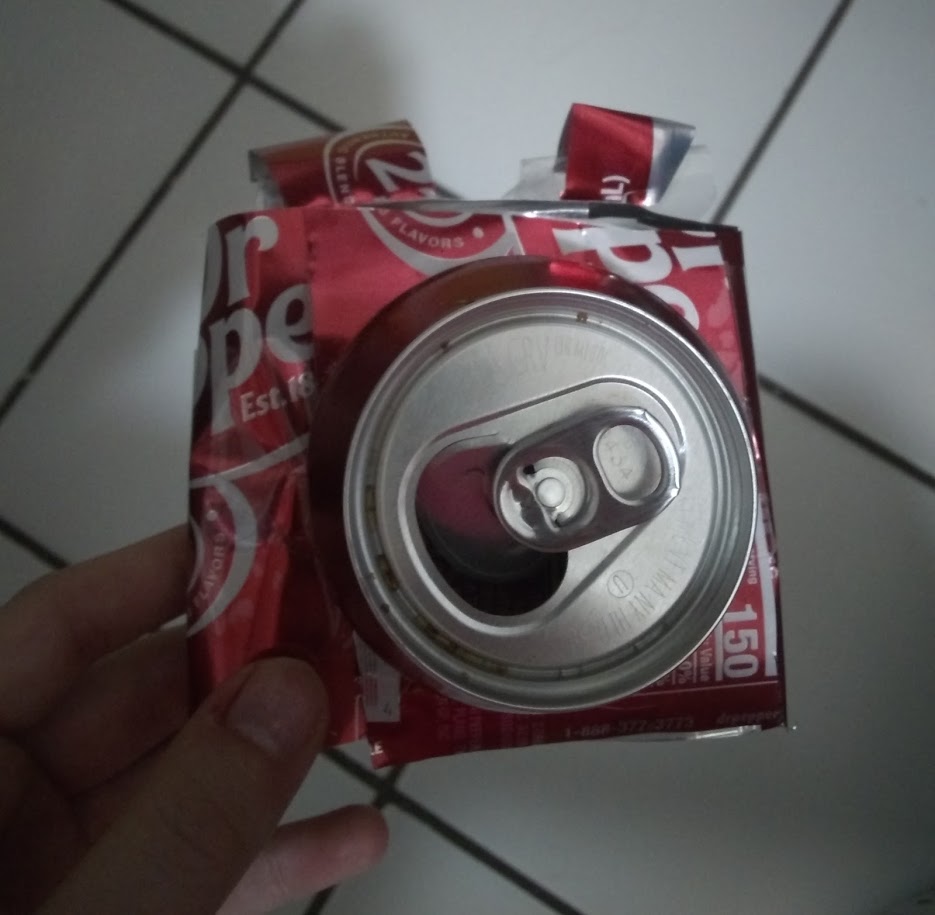 LBarrientod's tweet photo. @socorrohs_tafe Recycled art, I made a camera out of a soda can. https://t.co/vykZSWCTWj