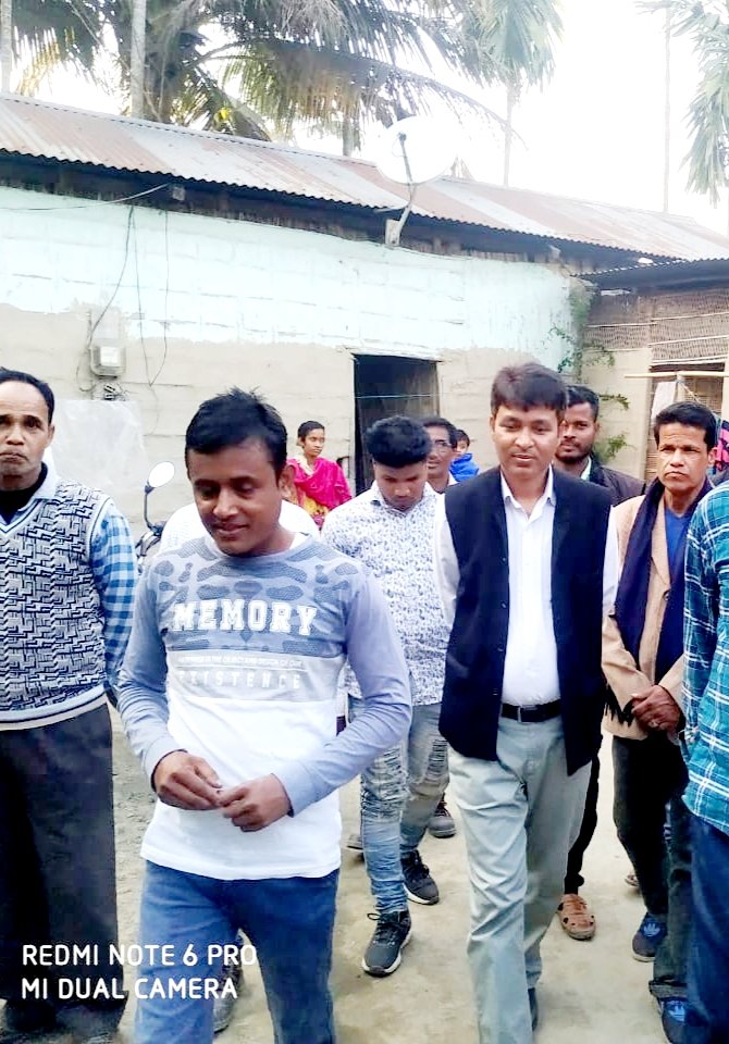 AnowarAhmed13's tweet photo. Barkhetri, जनसम्पर्क अभियान मैं आज भी गाओं गाओं मैं घर घर जा कर लोगो से मिलकर उनकी दिल की बात समज ने की कोशिश की। @RahulGandhi @JitendraSAlwar @JitendraINC @ripunbora @AdityaSharmaINC @PrithvirajS_INC @_vikasupadhyay @ https://t.co/wEszqEV34O