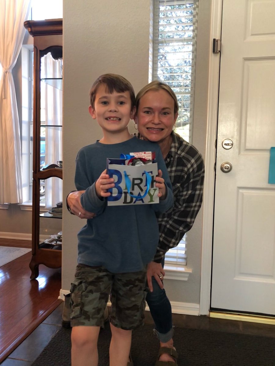 Surprise visit to my birthday buddy! 9 is going to be fine! 🎈🎉🎂💙 we’ve missed our kiddos in class #1lisd #rattlerpride <a href="/RiverRidgeElem/">River Ridge Elem</a> <a href="/DanielleR_TX/">Danielle Roberts</a> <a href="/MamaHogan1/">Kellie Hogan</a>