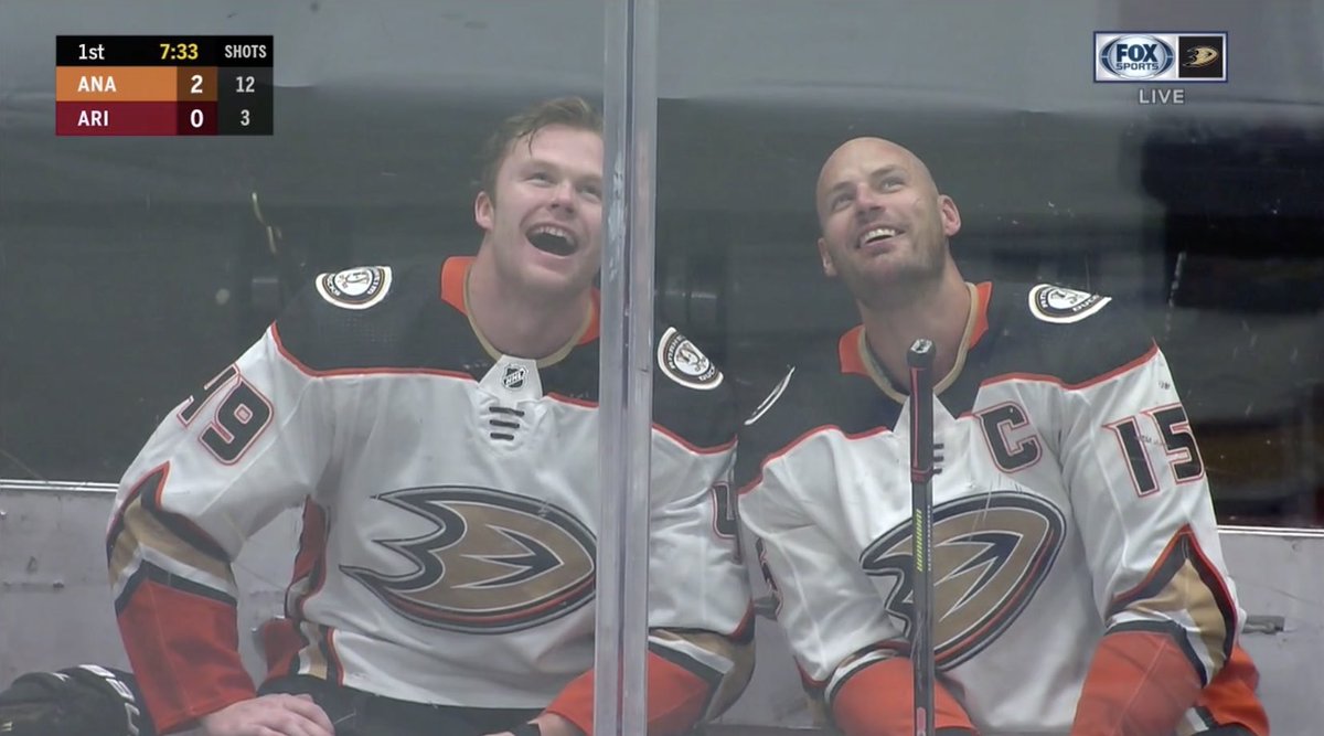 sweetannieod's tweet image. Getzy in the box laughing. The team is smiling. Inject this into my veins.
