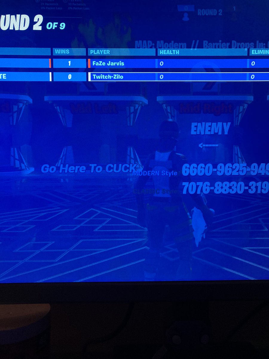 Michael45770974's tweet photo. 1v1 Faze Jarvis today https://t.co/9si9gcc4HG