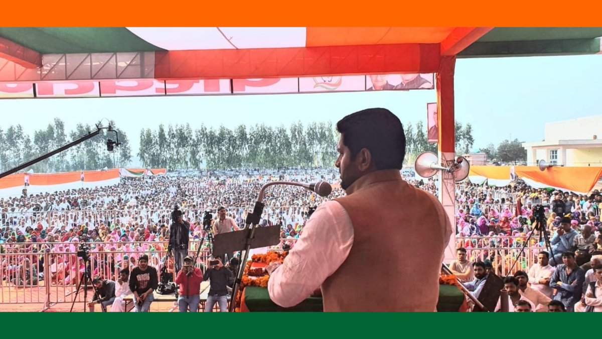 Jassipetwar_inc's tweet photo. आज से पूरे 1 साल पहले हुई "23 फरवरी 2020" को #पेटवाड़_परिवर्तन_रैली को नारनौंद के इतिहास की सबसे बड़ी रैली बनाने के लिए आपका बहुत बहुत धन्यवाद । हरियाणा के भावी म��ख्यमंत्री चौधरी @BhupinderSHooda जी व हरदिल अजीज स���ंसद भाई @DeependerSHooda जी ने रैली को संबोधित किया था https://t.co/IZZXRNWECC