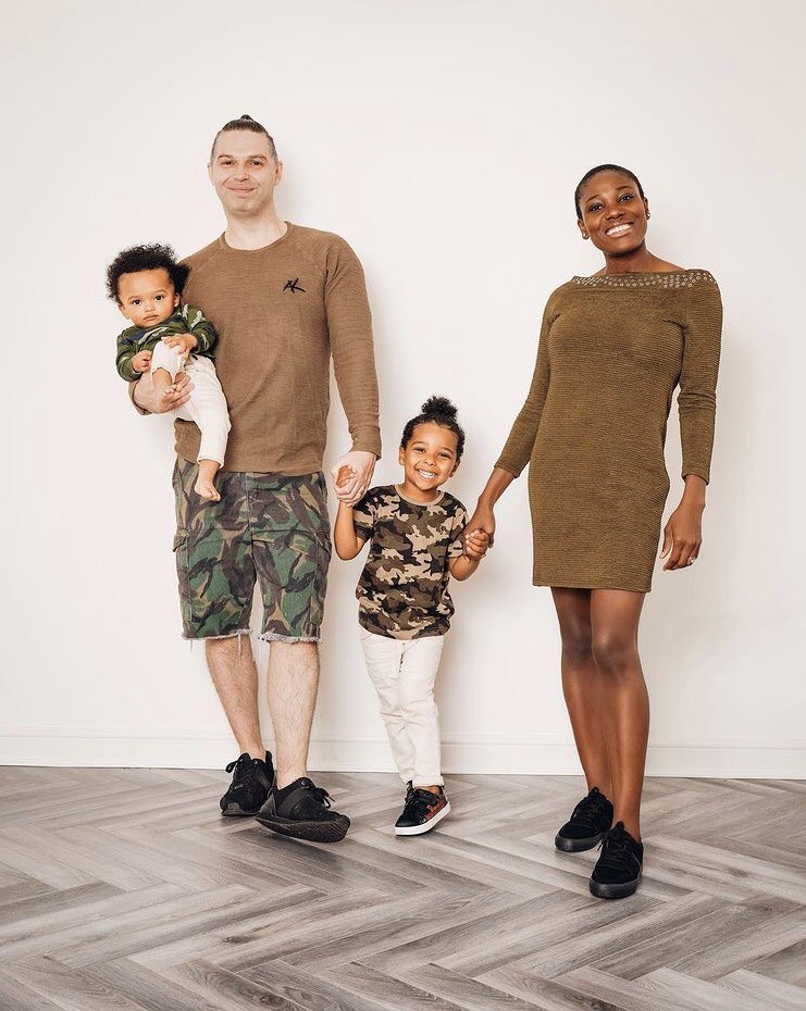 swirl_bwwm's tweet image. What a gorgeous family! Fabulous 👨‍👩‍👦‍👦
#beautifulfamily #interracialfamily #interracialcouple #interracialcouples #interracialromance #interracialdatingsite #interracialdating #mixedkids #fashion #ootd #familyoutfits #classy #blackandwhite #husbandandwife #mixedboy #kidsfashion