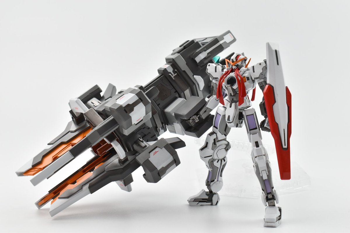 ひじり ガンダムナドレ完成しました 今回はレールキャノンを自作しナドレの華奢なボディと対照的になるようにしました またナドレはうるさくならない程度にディテールを追加しメカっぽさを追求しました 3ヶ月くらいかけたかいあって満足の出来です ひじり ガンダムナドレ完成しました 今回はレールキャノンを自作しナドレの華奢なボディと対照的になるようにしました またナドレはうるさくならない程度にディテールを追加しメカっぽさを追求しました 3ヶ月くらいかけたかいあって満足の出来です