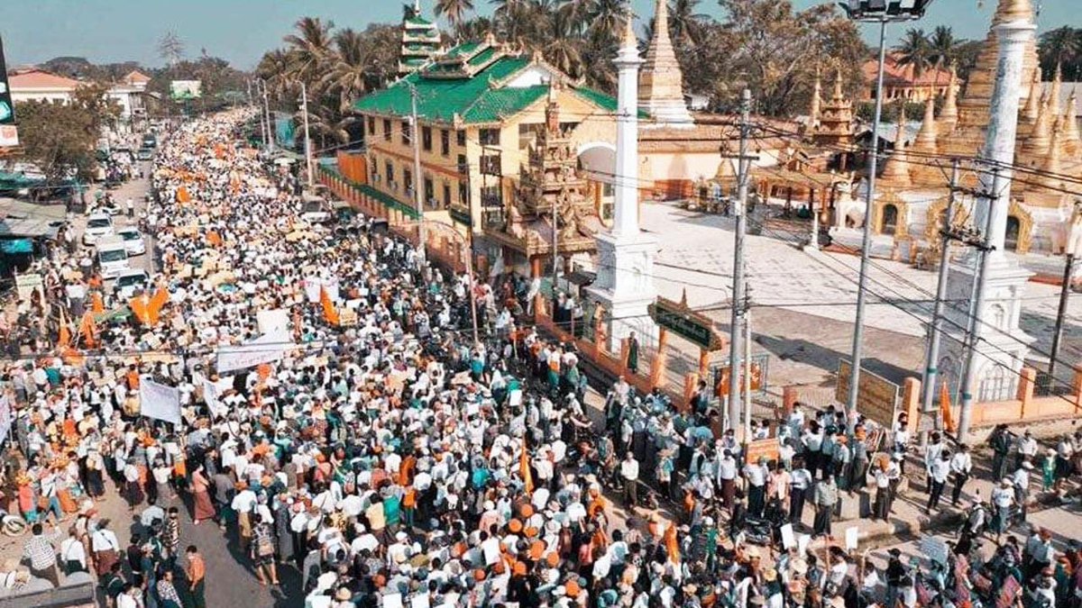 The photos of yesterday's massive crowds are breathtaking. Millions marched despite the junta's "loss of life" threats. The generals are losing their power to intimidate and with it, their power. It is past time for them to stand down, as the people of Myanmar stand up. 📹@RFA