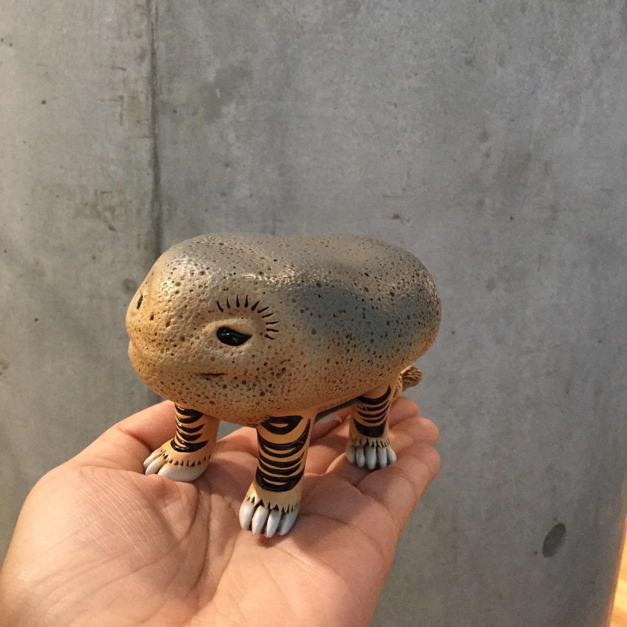 虎子石 ソフビ 新品 中空工房 ケンエレファント