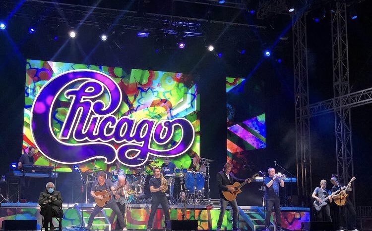 DianeTate's tweet photo. @Toffifay76 @chicagotheband no question β€οΈβ€οΈβ€οΈβ€οΈβ€οΈβ€οΈβ€οΈβ€οΈβ€οΈβ€οΈβ€οΈ#Winner #AlwaysTheWinner https://t.co/aHQYoQbLpj