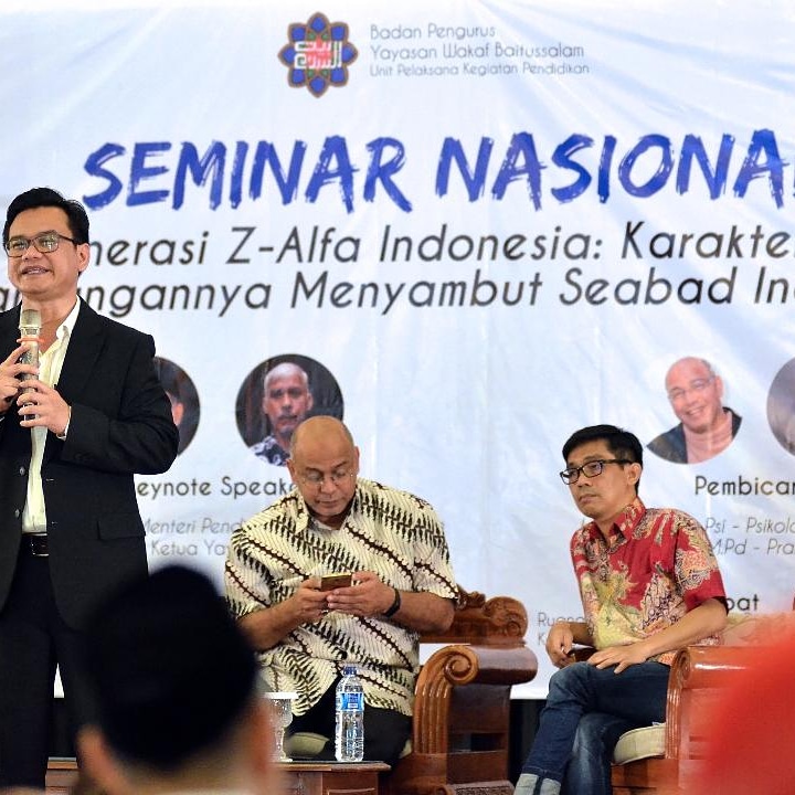 SafaroWorld's tweet photo. Seminar Nasional : Generasi 2- Alfa Indonesia Menyambut Seabad  Indonesia di Ruang Serba Guna Masjid Raya Baitul Salam, 26 Oktober 2017..
#safaroworld #assessesmentonline #consulting #counseling #birospikologi #training #terapipsikologi https://t.co/YcbWsCC1qr