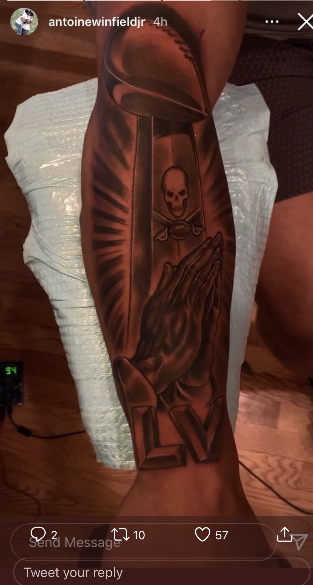 Details 64+ mike evans tattoos latest thtantai2