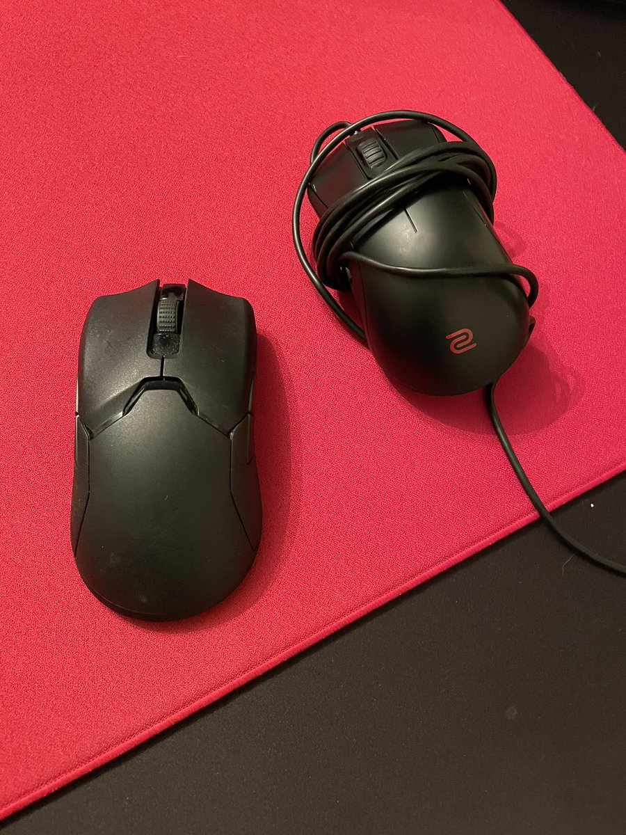 suprSeth's tweet image. I’m giving away a slightly used Razer Viper Ultimate Wireless! 

All you have to do is follow, like and retweet. 

Winner will be chosen March 1st.