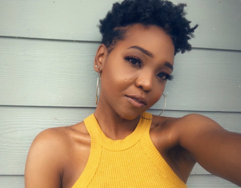 TheycallmeDria's tweet photo. The fact that I had to ✂️ my hair after a sew-in removal gone wrong &amp; how much it has flourished since then💆🏾‍♀️

*Second look is my fave version of the tapered cut 🤩

Feb. 2020- Feb. 2021 

#haircare #naturalgirl https://t.co/il94kmpTK1
