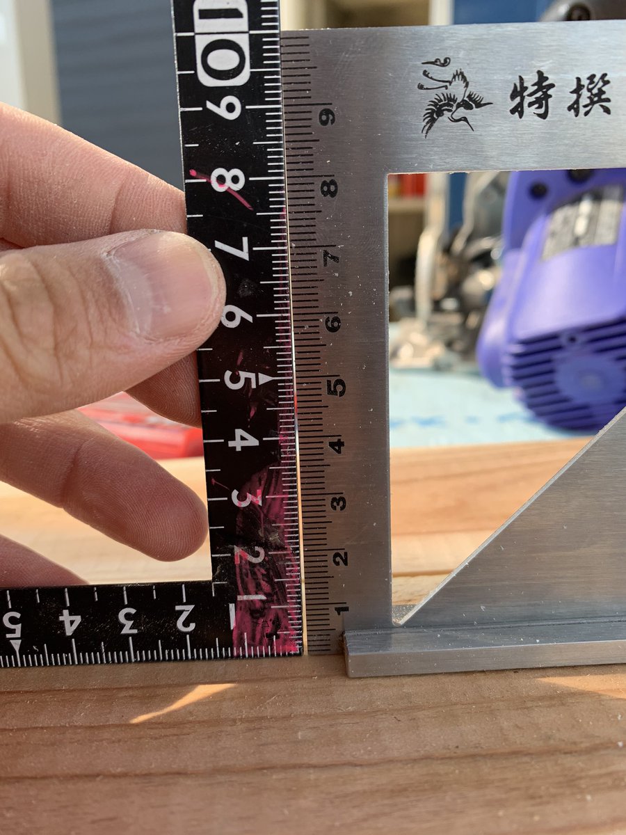 たぽぽ Diy ブログ 差金で線を引くと 微妙に曲がってしまうのでスコヤで見てみたら直角が出てませんでした 測定器はたまにチェックした方が良さそうですね これはもう使えない Diy たぽぽ Diy ブログ 差金で線を引くと 微妙に曲がってしまうのでスコヤで見てみたら直角が出てませんでした 測定器はたまにチェックした方が良さそうですね これはもう使えない Diy