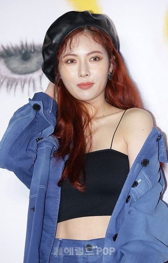 theseoulstory's tweet photo. [UPDATE] PNATION shares HyunA started broadcast at 8 yrs old. She couldn't experience normal schl life &amp; had difficult times

The claim she used violence in schl is false &amp; they will not hesitate to take further actions if the accusations continue

Source: https://t.co/UPbIGJQCZL https://t.co/Nf6BBAjWQ6