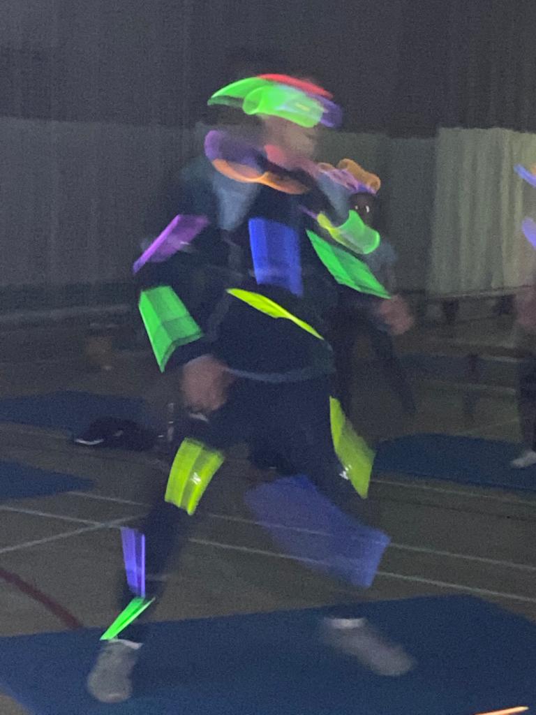 SVPS_News's tweet photo. Glow sticks were the name of the game in yesterday's Mad Monday Games sessions!
#SportingJourney #SVPSRemote https://t.co/afycPkKMaw
