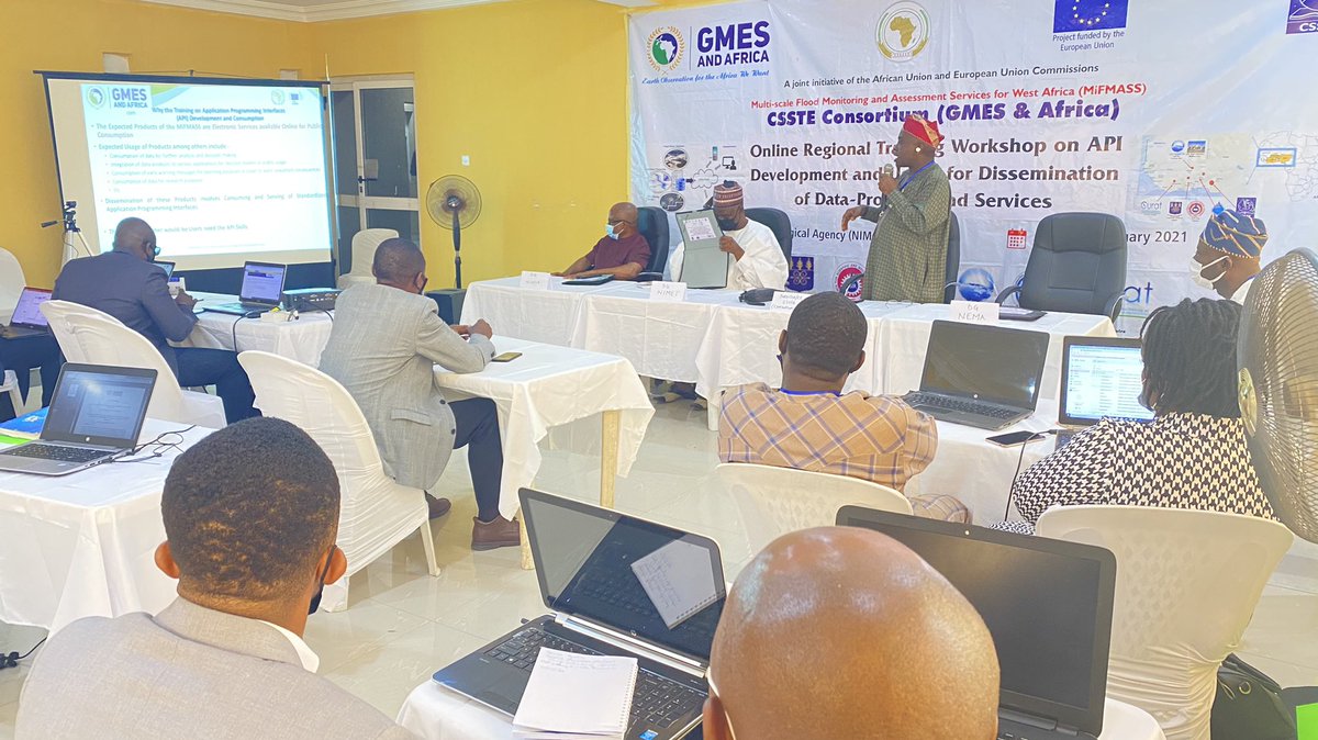 CSSTE3's tweet image. Day 1: Opening ceremony of #training on #ApplicationProgrammingInterface with Director Generals of the Meteorological and Hydrological Agencies in Nigeria. Their remarks points to synergies and interagency collaboration fostered under @GMESAfrica @touattar @BachirSM #flooding