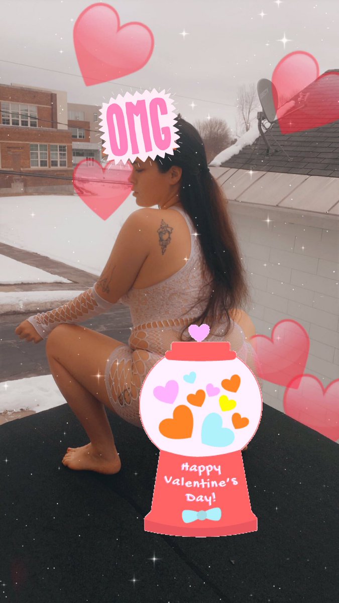 TheresssL's tweet photo. @OnlyFansHero @Richart1984 I got the next 4 spot on my VIP page at only $4 ‼️‼️
Only 24hrs left 😲
Hurry in to see all UNCENSORED 🤫🤪
https://t.co/NVqOlHgn4x https://t.co/2WKem2sC9c