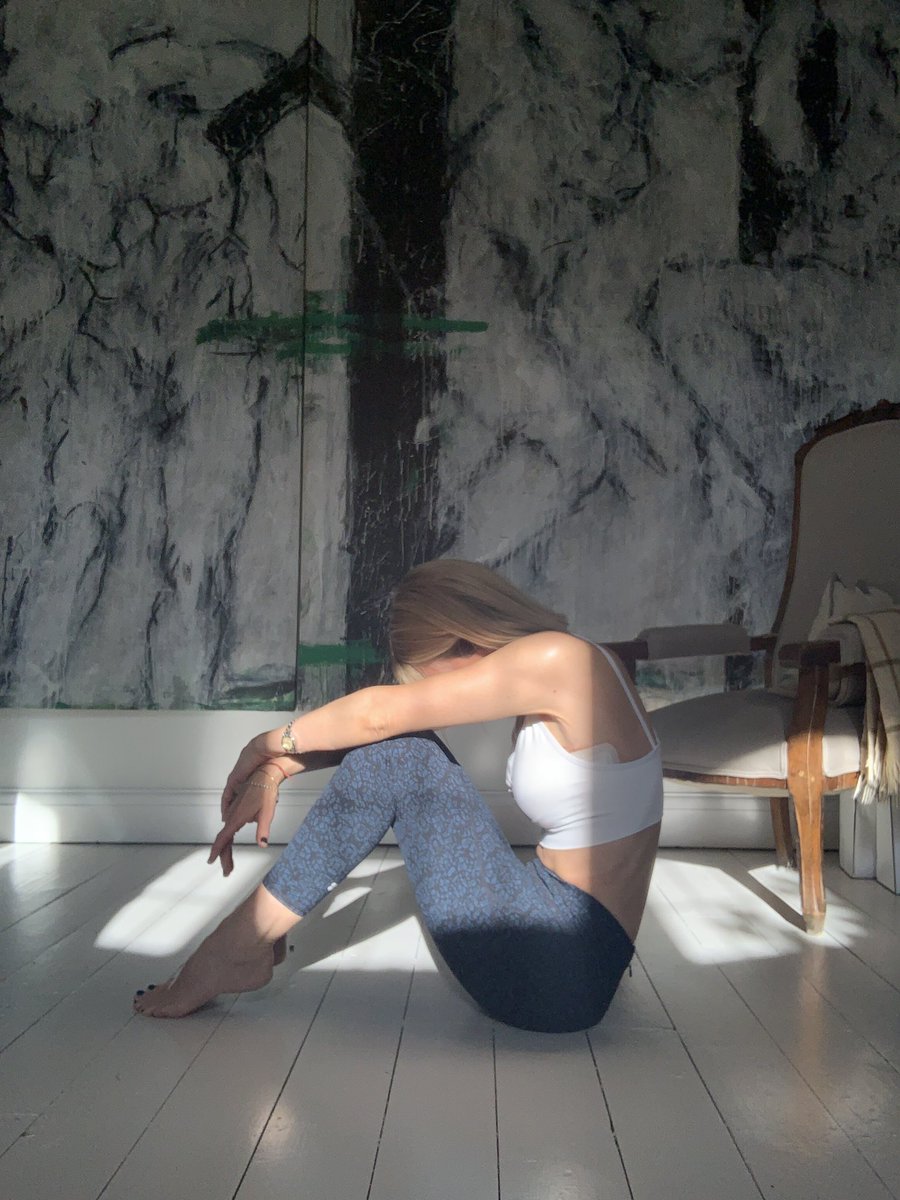 SkyJacquie's tweet image. Feeling battered, sore, tired and teary - sometimes it’s all too much #stagefourcancer #yoganothelping 😢