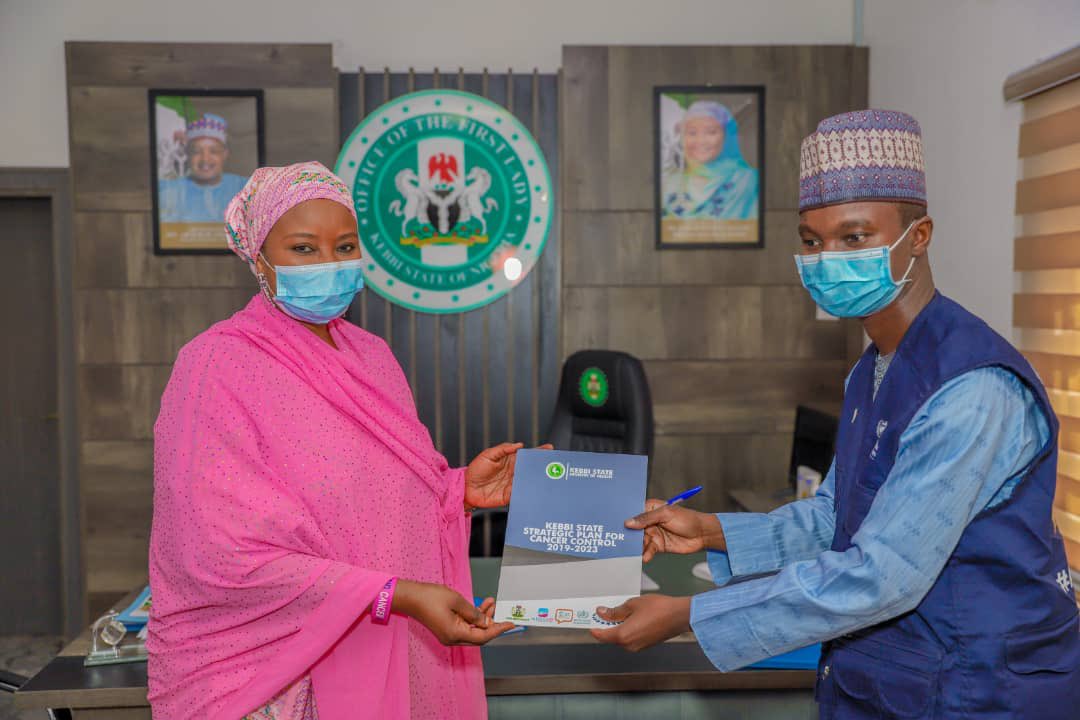 DrZSB's tweet photo. I met Drs Alhassan and Raji, @WHONigeria reps in Kebbi. We discussed progress made on our Kebbi cancer control plan and how we can move it faster by collaboration with the global body. We also discussed risk communication for #COVID19. Thank you Dr @WMulombo #cervicalcancer https://t.co/LsLbXtHi5I