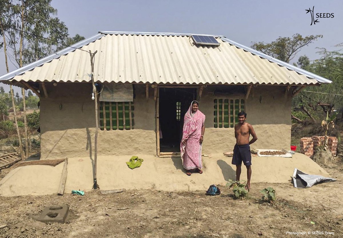 SeedsIndia's tweet photo. Keeping the house cool in summer &amp; warm in winter, #mudplaster &amp; repair work in #WestBengal is re-discovering the virtues of natural construction! Reaching out to nearly 780 families across multiple villages affected by #Amphan, families have started moving in! 

#BuildBackBetter https://t.co/F3DVCcyz3f