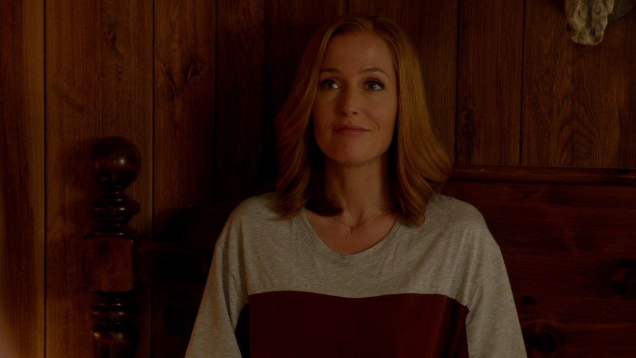 Also happy birthday to one of my absolute favourite characters, dana scully <3 