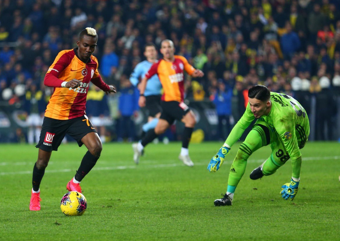 Günün Golü | Fenerbahçe 1-3 Galatasaray (23.02.2020) ⚽ Ryan Donk ⚽ Radamel Falcao ⚽ Henry Onyekuru Sizce bu günün golü hangisiydi? 👇