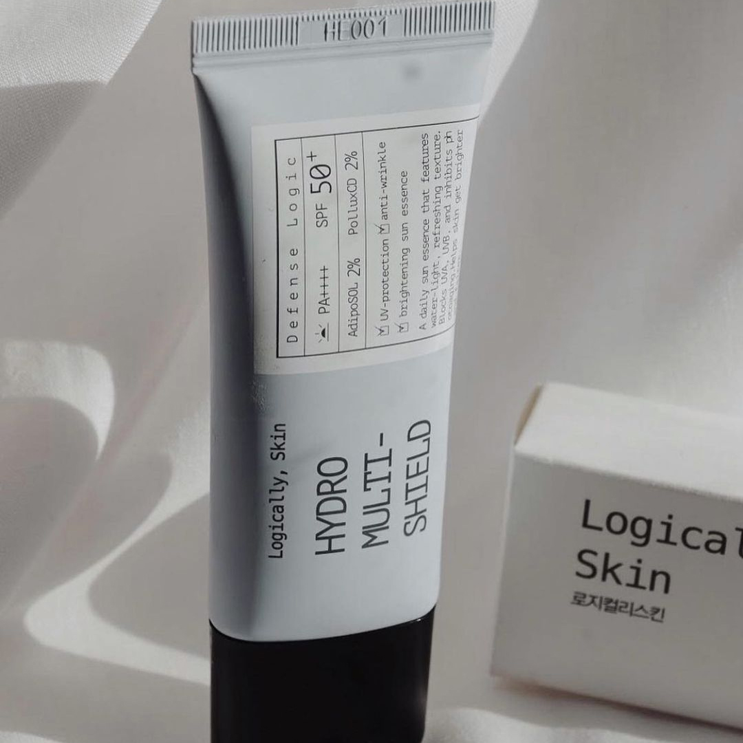 stylevana_sv's tweet photo. *Brb* taking our favorite SPF to enjoy the sun 🌞💕 We're currently loving Dr.G's Green Mild Up Sun for its mild and lightweight formula🌟
SHOP HERE: https://t.co/d9L8X08gK5
#stylevana #kbeauty #drg #suncare #logicallyskin https://t.co/ZlEDEeHi15