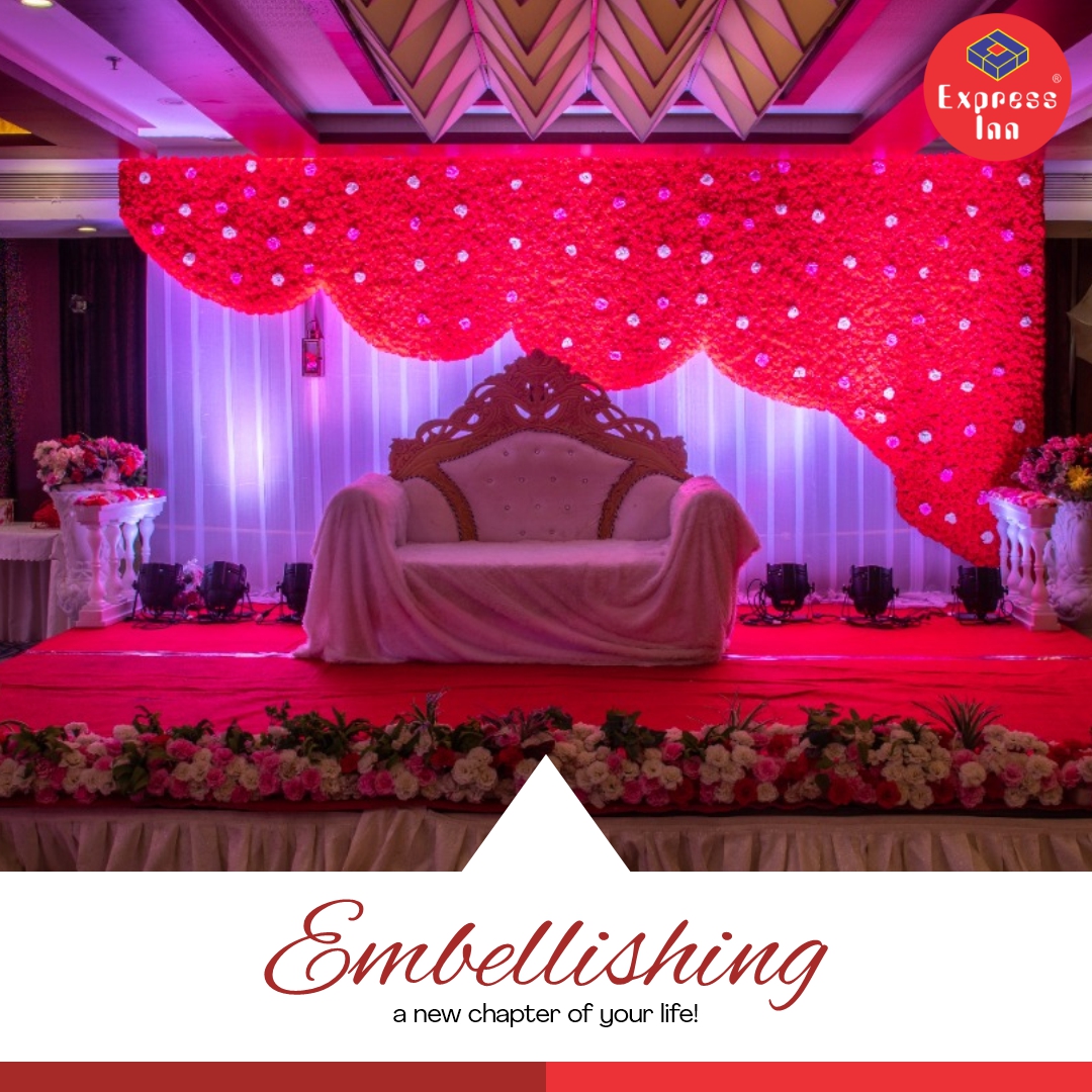 ExpressInnNasik's tweet photo. From wedding decor to a luxury and comfortable stay for your guests, we have everything you're looking for in a destination wedding! For bookings / property tour call us on: +91 88888-95217 @preferredhotels #ExpressInn #ExpressInnNashik #Nashik #DestinationWedding #Weddings https://t.co/8mNwgecmbq