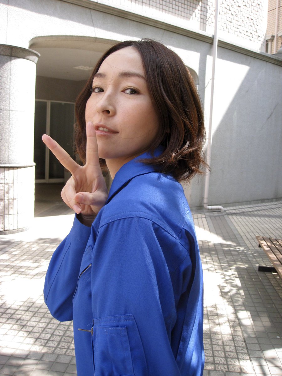 麻生久美子mg 公式 12年公開の映画 宇宙兄弟 あそーさんは 原作の漫画の大ファンだったので最初にお話をいただいたときに え 本当に せりかさん役 と驚いてたのを思い出します 撮影でjaxaに行ったので原作と同じポーズで 宇宙兄弟 麻生久美子mg 公式 12年公開の映画 宇宙兄弟 あそーさんは 原作の漫画の大ファンだったので最初にお話をいただいたときに え 本当に せりかさん役 と驚いてたのを思い出します 撮影でjaxaに行ったので原作と同じポーズで 宇宙兄弟