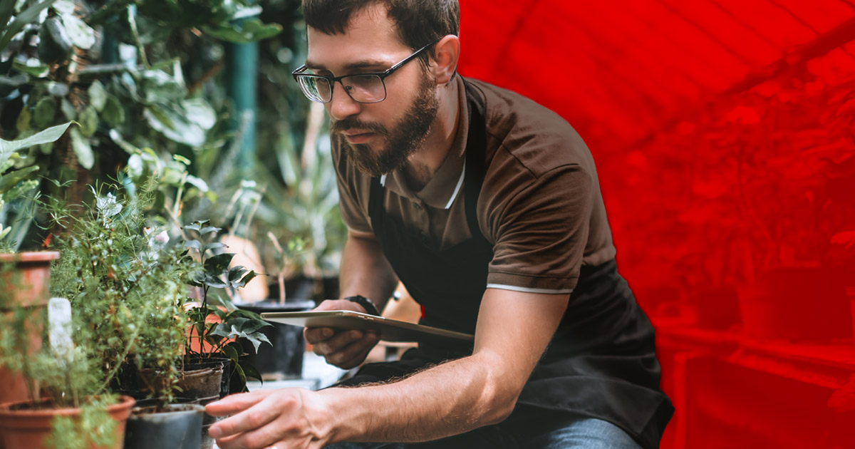 VodafoneBiz's tweet image. 93% of #SME adopters think #IoT is increasing their efficiency. Erik Brenneis tells the whole story: vdfn.biz/pAkiM3_ #IoTSpotlight #IoTforAll