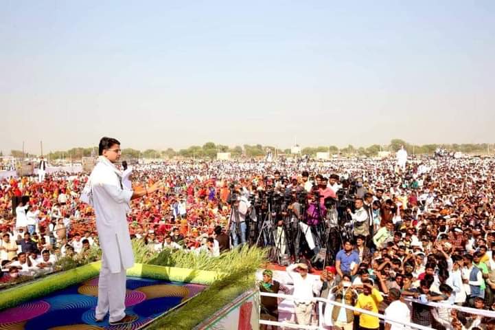 Altamash1258's tweet photo. Only Sachin Pilot can bring Congress back to power in Rajasthan.  If the pilot is ignored, the Congress will be reduced to twenty-one sit again @RahulGandhi @priyankagandhi @INCIndia @SachinPilot
@asadowaisi
#पायलट_है_तो_कांग्रेस_है 
#पायलट_है_तो_कांग्रेस_है https://t.co/a71RhkuDm4