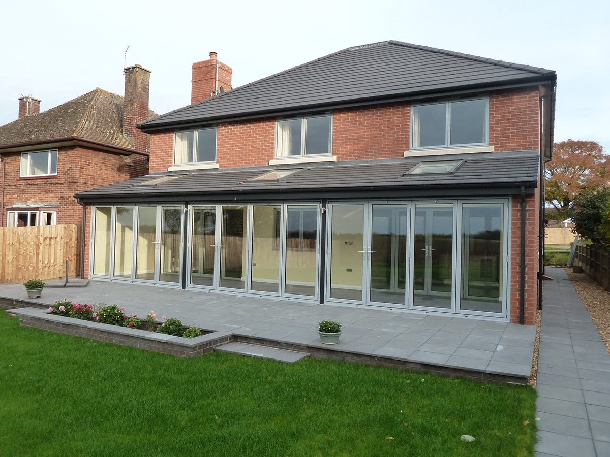 Spring is well and truly on it's way, the time of year you may consider the benefits of an Orangery or Conservatory as an addition to your home. Bespoke styles to fit all spaces.