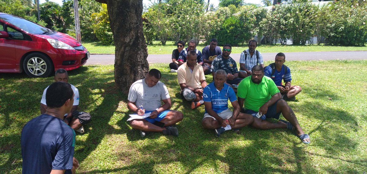 DevelopmentFiji's tweet photo. Review sessions with our 7s coaches with the upcoming FRU 7s series 3 on paradise island Savusavu https://t.co/rrYdTCilzn