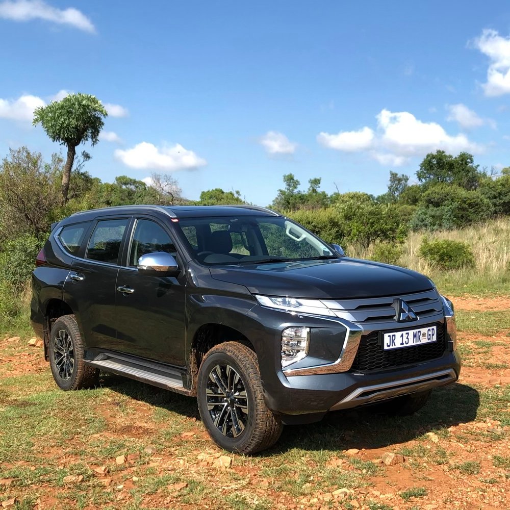 SpikeTheCarGuy's tweet photo. Day 3: This is where the @mitsu_motors Pajero Sport belongs - out in the wild! 4x4 with low range and good all-round clearances mean there aren’t too many places it won’t go. Fully equipped and fully capable 4x4.

#mitsubishi
#pajerosport
#5DayTest
#EatSleepDriveRepeat https://t.co/GbzZfu4ZT0
