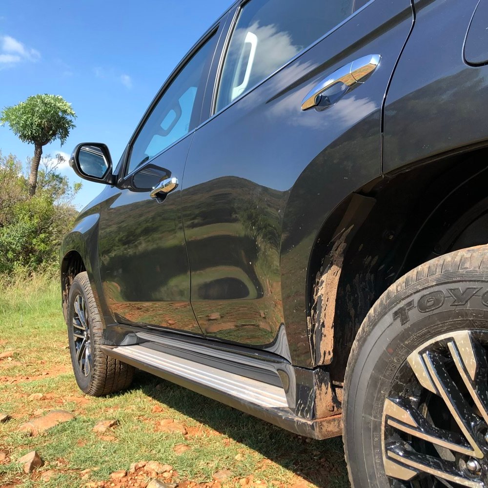 SpikeTheCarGuy's tweet photo. Day 3: This is where the @mitsu_motors Pajero Sport belongs - out in the wild! 4x4 with low range and good all-round clearances mean there aren’t too many places it won’t go. Fully equipped and fully capable 4x4.

#mitsubishi
#pajerosport
#5DayTest
#EatSleepDriveRepeat https://t.co/GbzZfu4ZT0