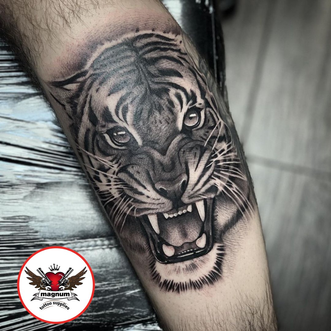 Tiger In The Jump Tribal Tattoo Stock Illustration - Download Image Now -  Tiger, Jumping, Tattoo - iStock