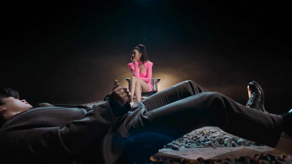 sunmi pics tweet media