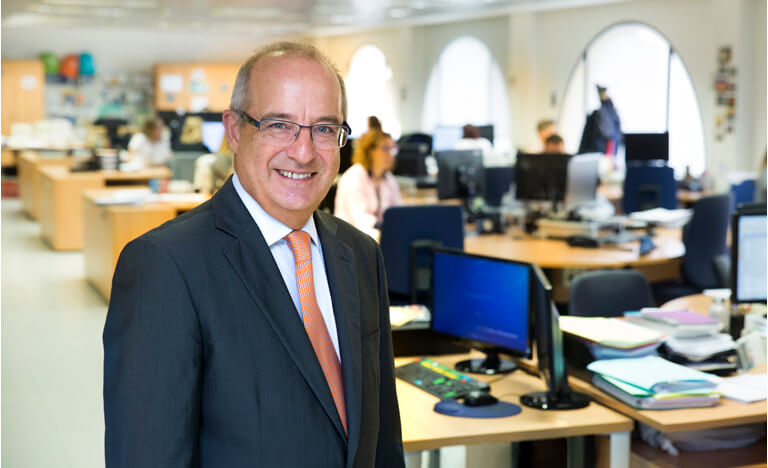 CaixaEnginyers's tweet photo. El director general del Grup Caixa d'Enginyers Joan Cavallé va ser entrevistat pel programa Cinqüenters on van parlar del món cooperatiu, el compromís amb la societat i el medi ambient, i de la gran tasca de la Fundació que enguany compleix 10 anys https://t.co/Usv198oBfz https://t.co/wM5Ttq0JKg