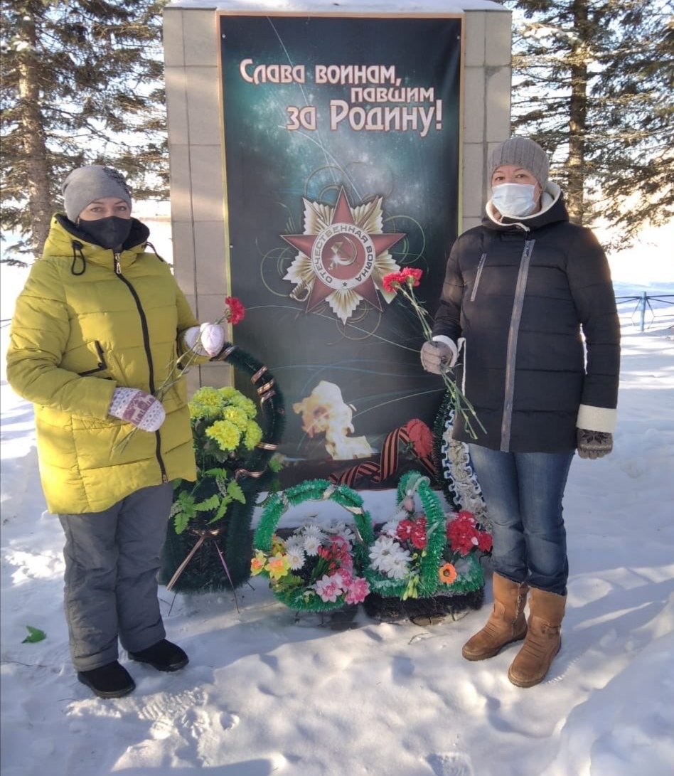 #ДеньЗащитникаОтечества
Возложение цветов к памятникам погибшим землякам в с.Толпыгино и д. Васькин Поток
#защитимпамятьгероев
#ЕР37
#Приволжск
#ИвановскаяОбласть