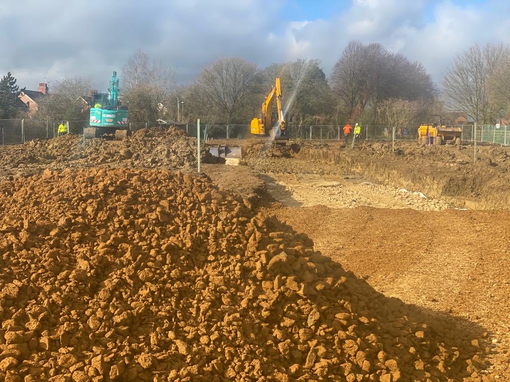 AMJPMLtd's tweet image. Haulage road complete - ready for excavating &amp;amp; pouring foundations this week ⁦@BuildColonial⁩ #progress #professionalprojectmanagement
