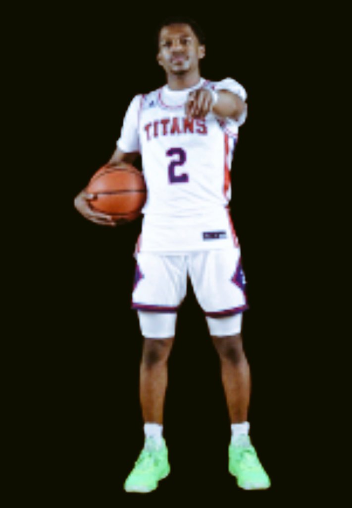 Hoops4Richard's tweet image. Shouting Happy 19th Birthday to my guy/son U of D Mercy Freshman PG Kyle LeGreair. Enjoy your Day. Keep working hard and go win that Horizon League Championship. #GoTitans @DetroitMBB @tech_cass @PlaymakerHoops