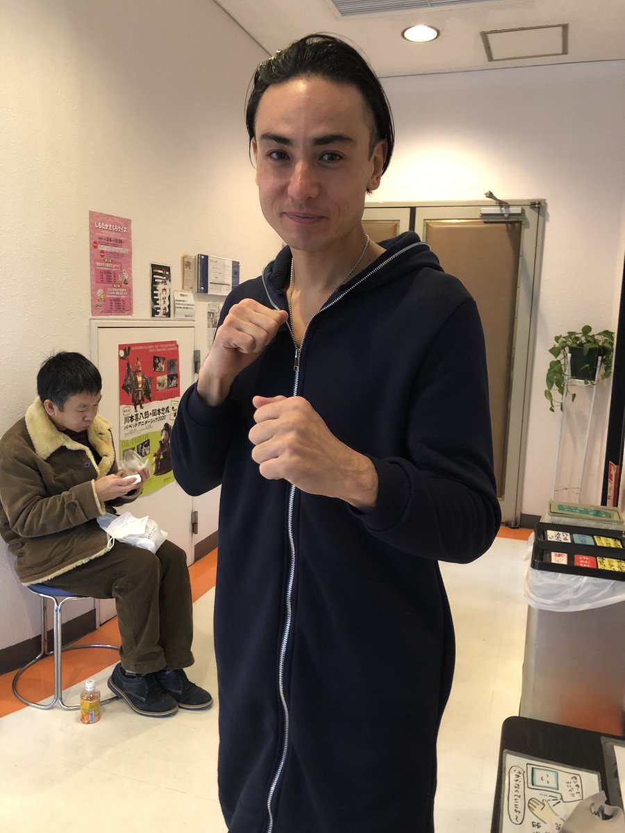 なおちゃん Bruce Is Back 塚口サンサン劇場で絶賛ブルース リー 燃えよドラゴン が２５日にまで公開中ですが アンダードッグ も同じく２５日まで公開してます 土曜日染野行雄先生と下高井戸シネマで イップ マン序章 を鑑賞しましたが水野大