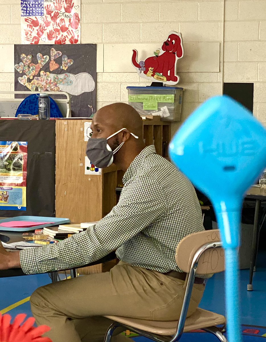 aimnielsen's tweet image. Documents aren’t the only things the #HueHDCamera focuses on!! Here I use it to allow the Virtual Academy students to see Counselor @DobbinJr teach a lesson on empathy. ❤️🐼@PboroElementary #ChathamDigitalLearning @chatco_ec #formula409 #pandasmiles #PES2021 @ChathamCoSch